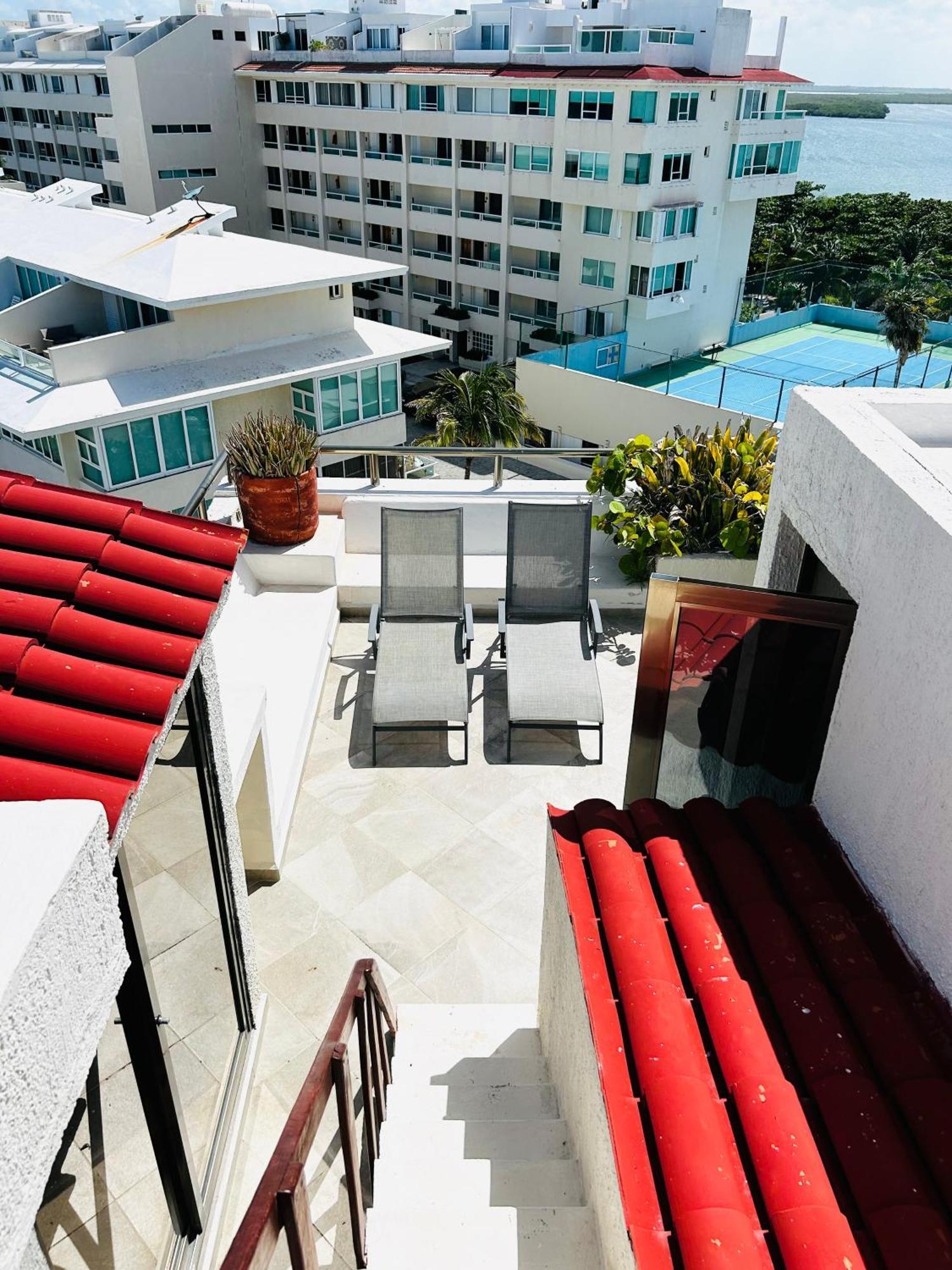 The Suites Of Solymar Cancún Exteriör bild